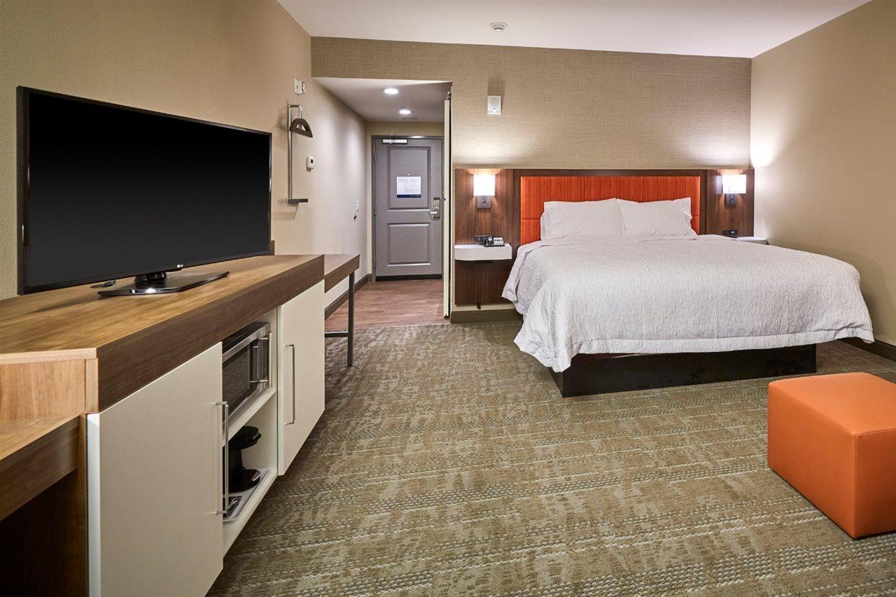 Hampton Inn & Suites Roseburg Buitenkant foto