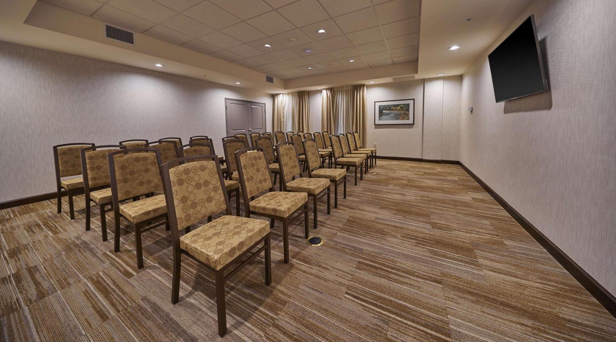 Hampton Inn & Suites Roseburg Buitenkant foto