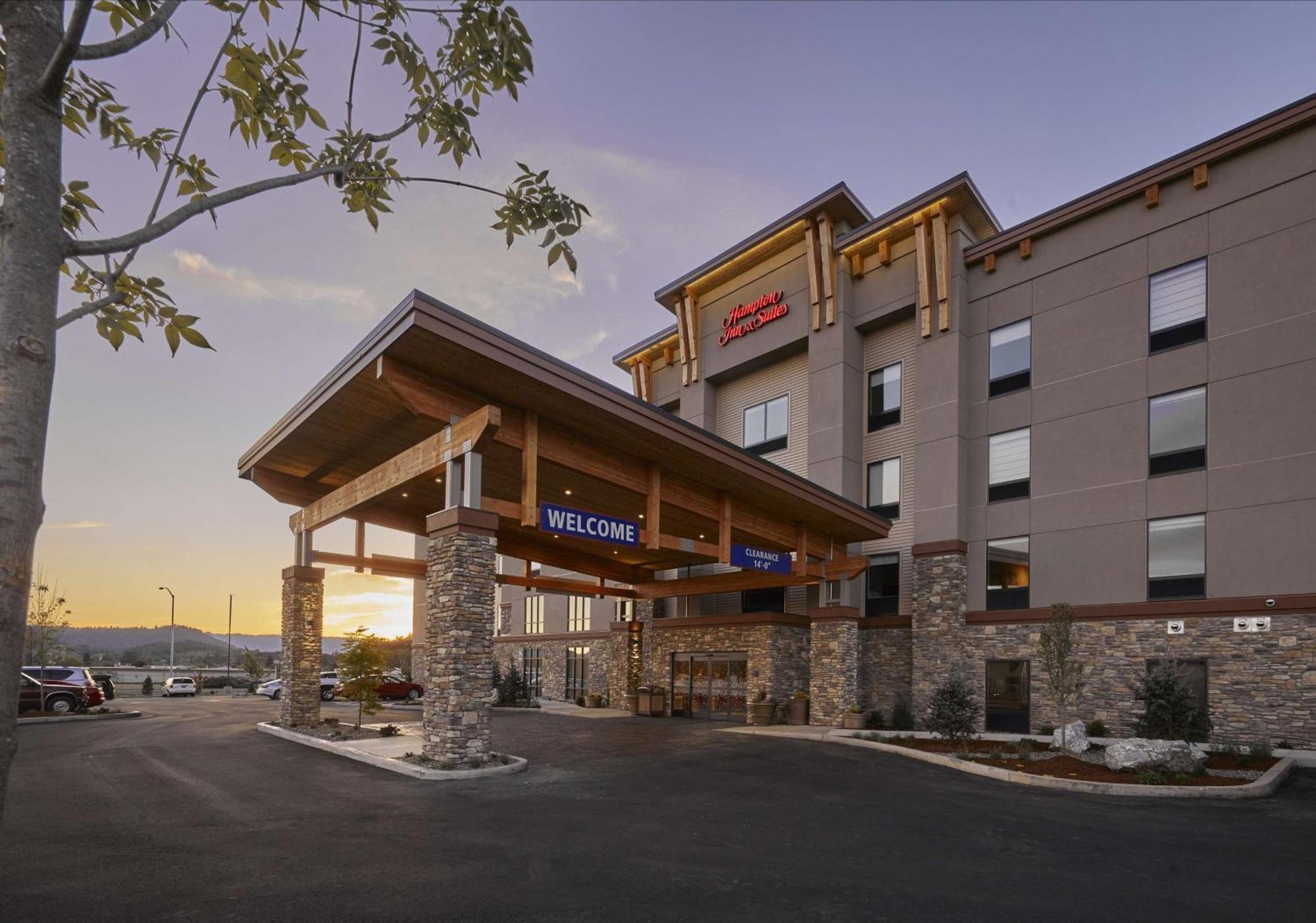 Hampton Inn & Suites Roseburg Buitenkant foto